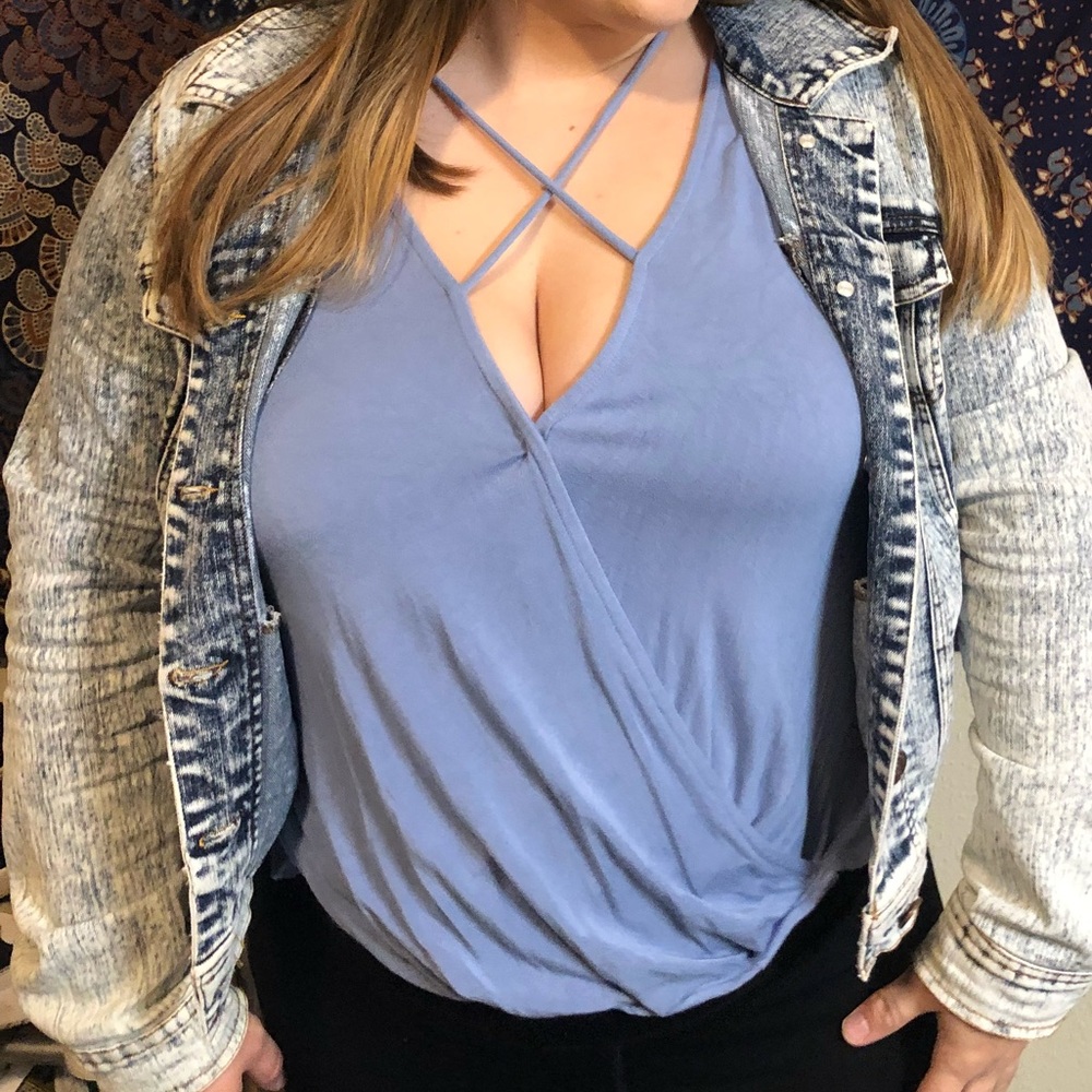 Baby Blue Long Sleeve Cross Over Top | Night Out Top 💃 | size: M